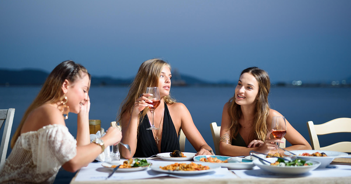 Κατασκευή ιστοσελίδας του “Alati Sea Food” στην Πρέβεζα. Αναδεικνύει το παραθαλάσσιο εστιατόριο και τη μοναδική γαστρονομική ταυτότητα του